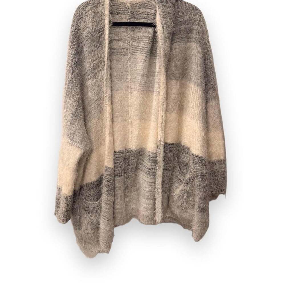 BCBGMAXAZRIA Grey EBA4I646 Fuzzy Striped Eyelash Knit Cardigan Sweater Size M/L